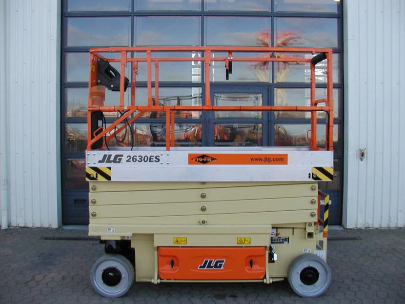 JLG 2630ES Spec Sheet