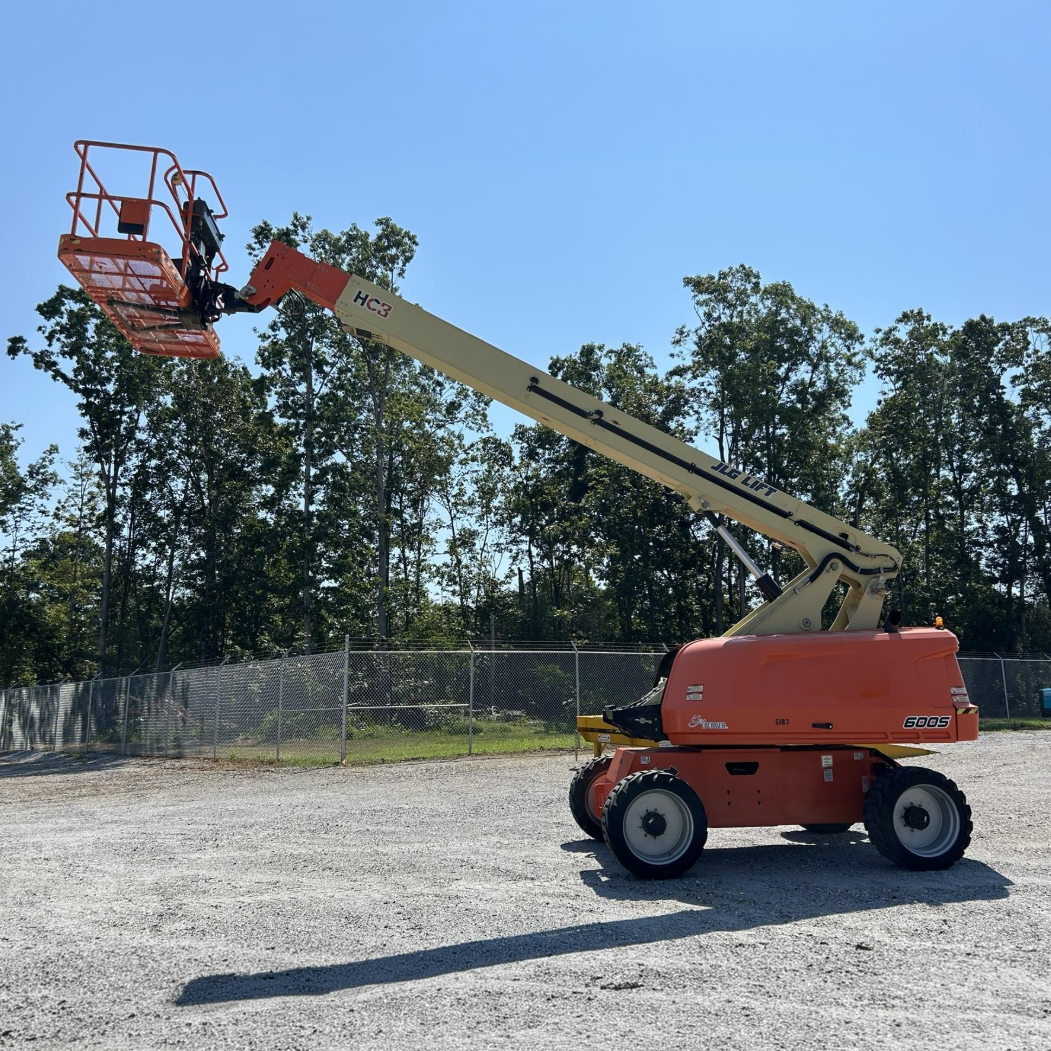JLG 600S HC3 Spec Sheet