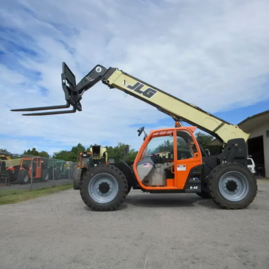 JLG 642 Spec Sheet