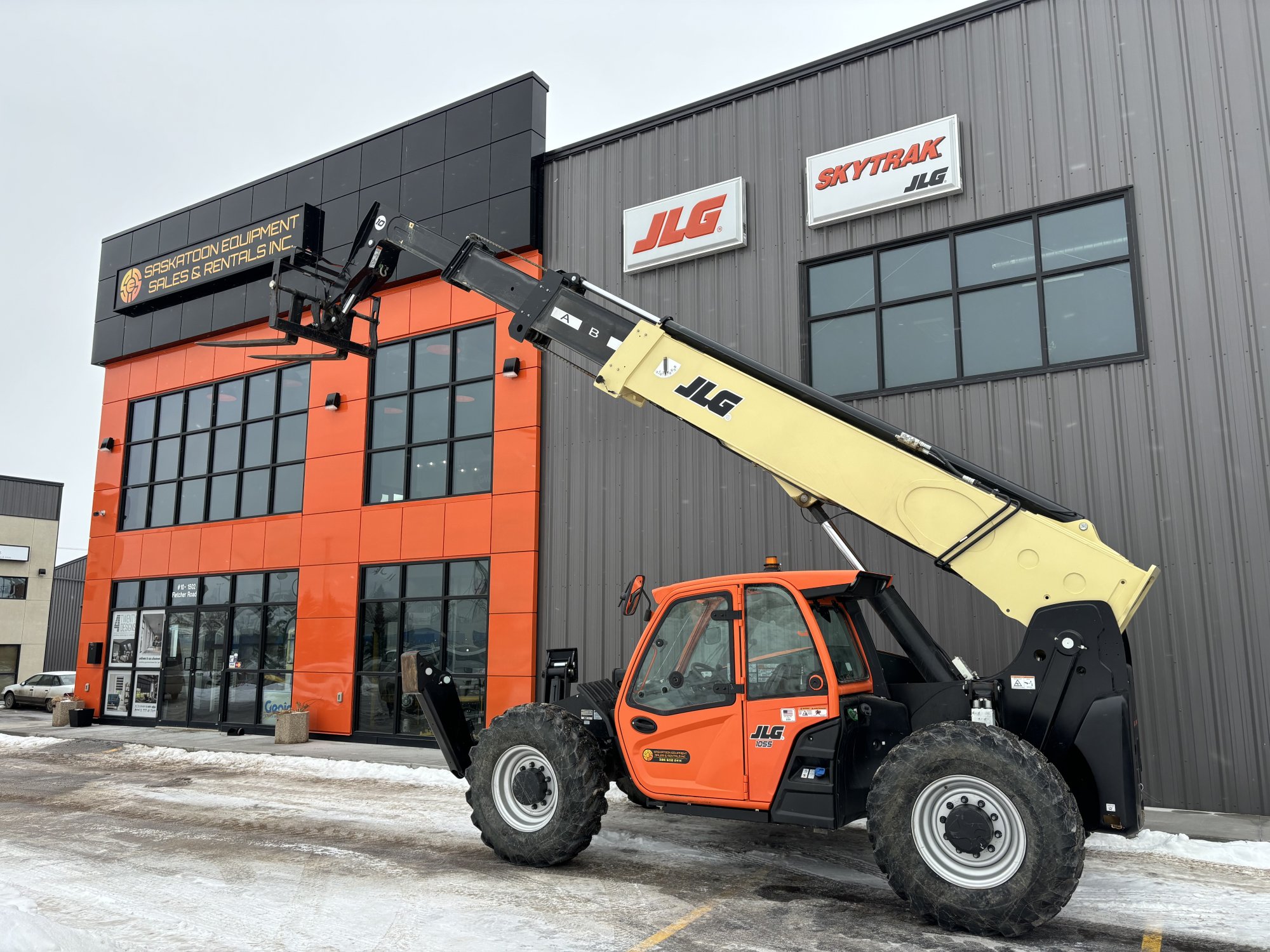 JLG 1055 Spec Sheet