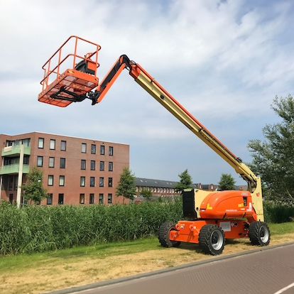JLG 800S