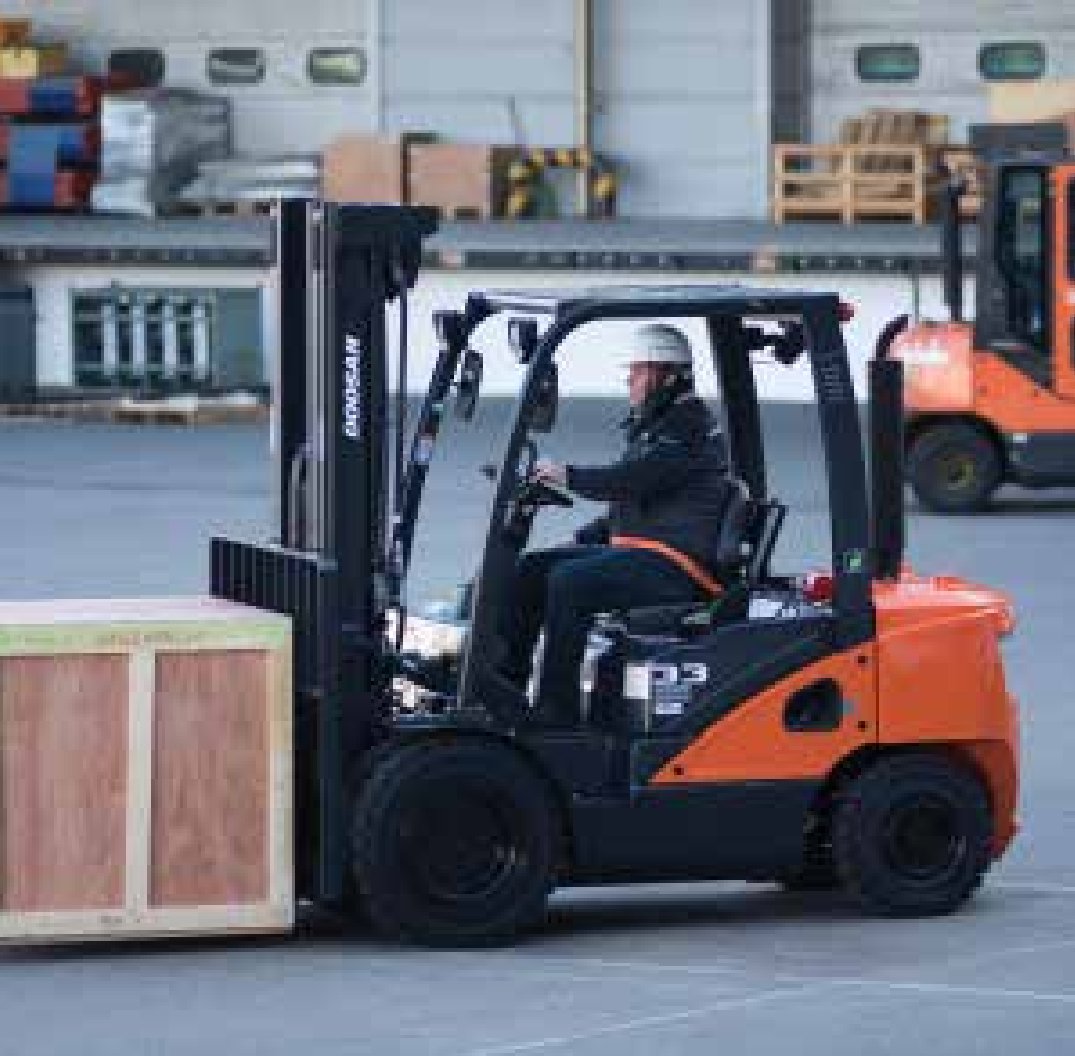 Doosan D25S-7