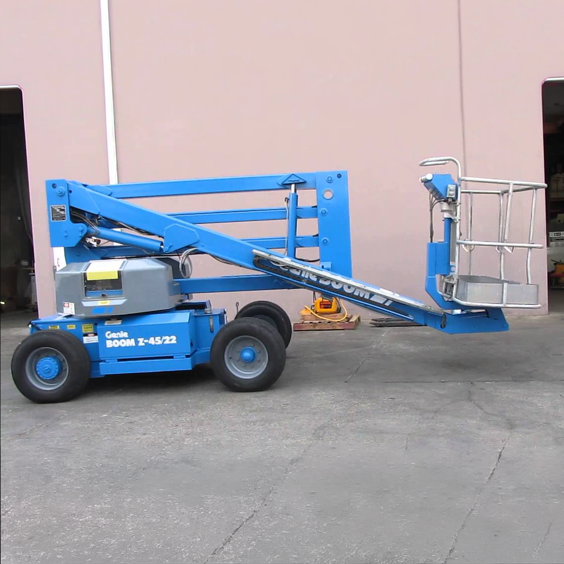 Genie Z-45/22