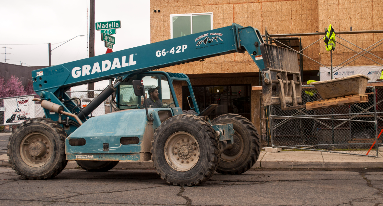 Gradall G6-42P