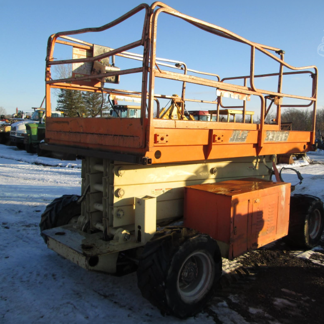 JLG 33RTS