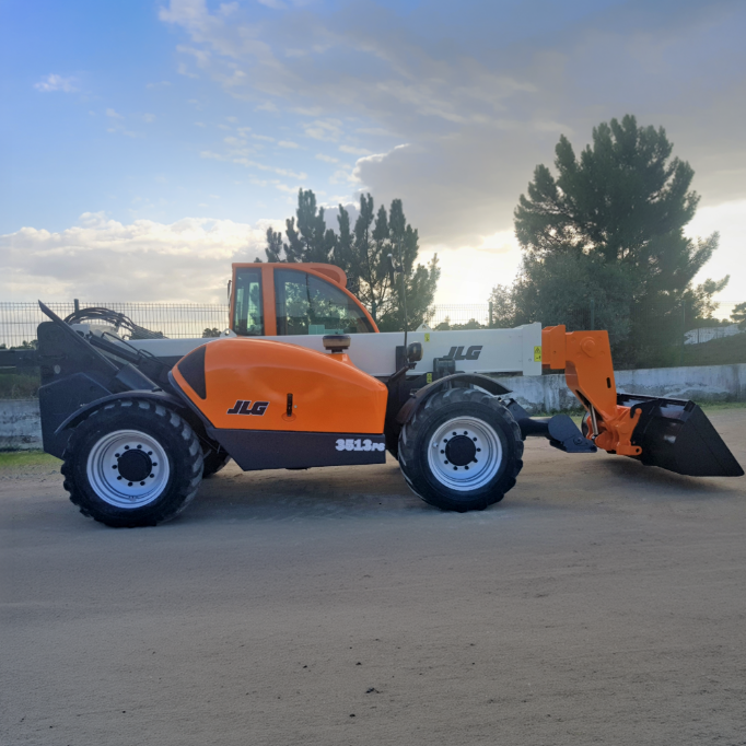 JLG 3513PS