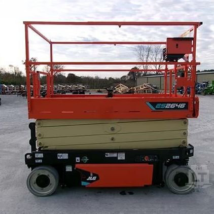 JLG ES2646