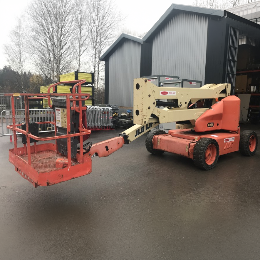 JLG M45A