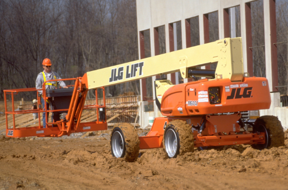JLG M600JP